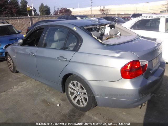 WBAVB17596NK34606 - 2006 BMW 325 I AUTOMATIC Light Blue photo 3