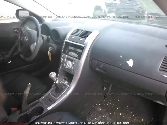 JTKDE177560137349 - 2006 TOYOTA SCION TC ნაცრისფერი ფოტო 5