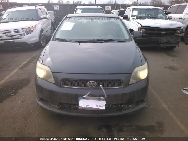 JTKDE177560137349 - 2006 TOYOTA SCION TC ნაცრისფერი ფოტო 6
