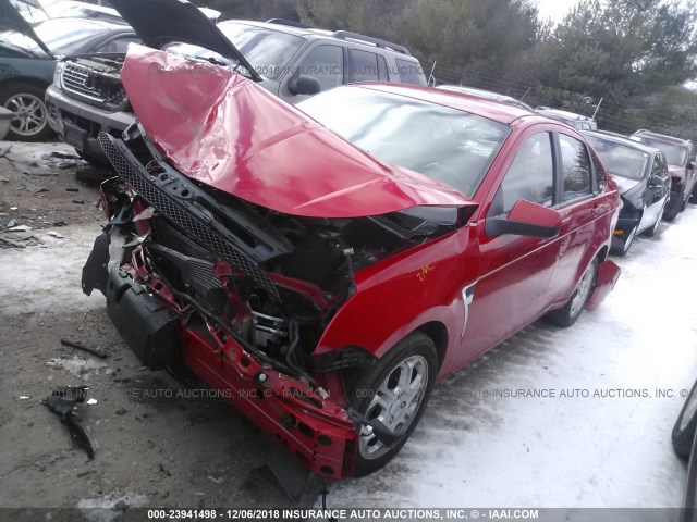 1FAHP35NX8W182812 - 2008 FORD FOCUS SE/SEL/SES RED photo 2