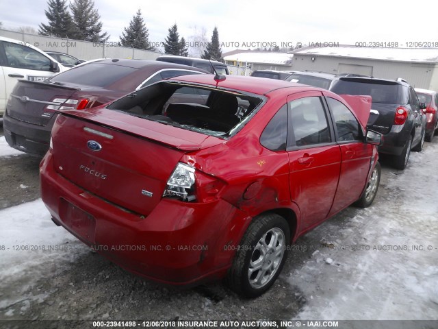 1FAHP35NX8W182812 - 2008 FORD FOCUS SE/SEL/SES RED photo 4