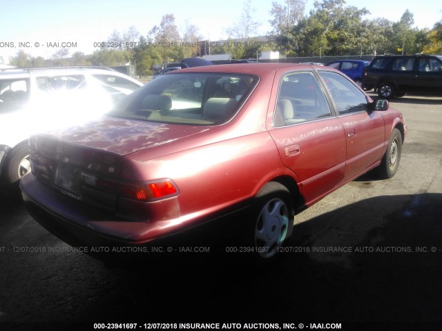 JT2BF22K8V0014441 - 1997 TOYOTA CAMRY LE/XLE RED photo 4