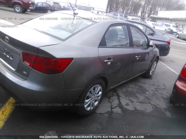 KNAFU4A20A5193144 - 2010 KIA FORTE EX GRAY photo 4