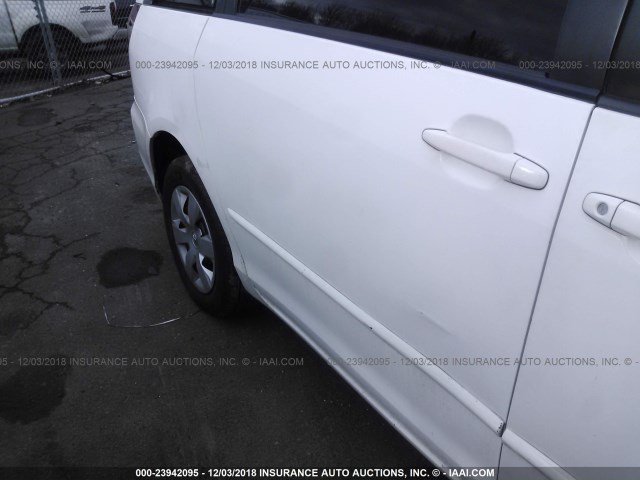 5TDZA23C65S333233 - 2005 TOYOTA SIENNA CE/LE WHITE photo 6