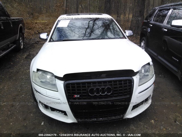 WAUPN44E97N015894 - 2007 AUDI S8 QUATTRO WHITE photo 6