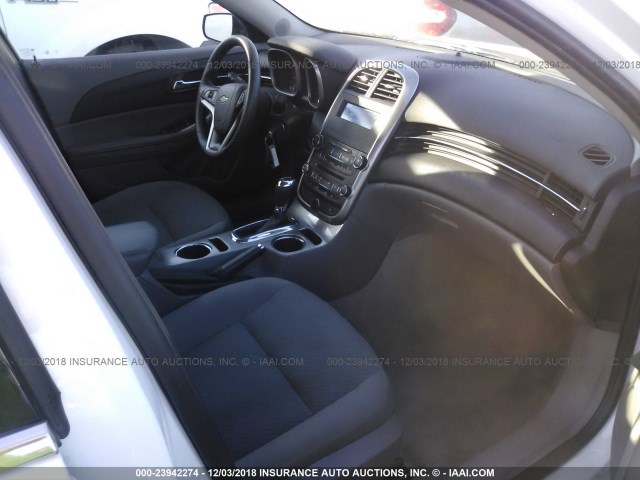 1G11A5SA3GU160941 - 2016 CHEVROLET MALIBU LIMITED LS 白色 照片 5