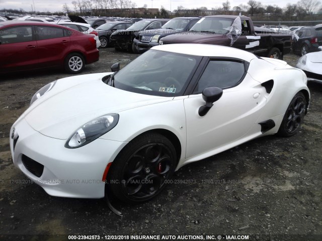 ZARBAAA42FM164970 - 2015 ALFA ROMEO 4C WHITE photo 2