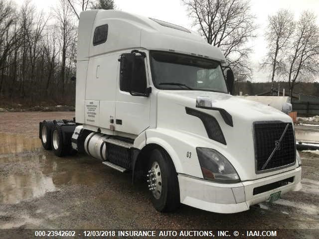 4V4NC9TH4DN568557 - 2013 VOLVO VN Unknown photo 1