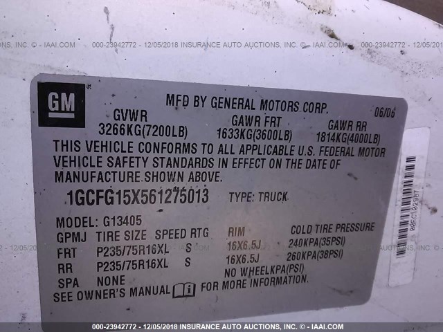 1GCFG15X561275013 - 2006 CHEVROLET EXPRESS G1500  WHITE photo 9