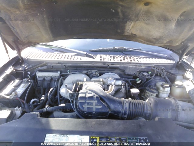 5LMFU27R23LJ39170 - 2003 LINCOLN NAVIGATOR Қара фото 10