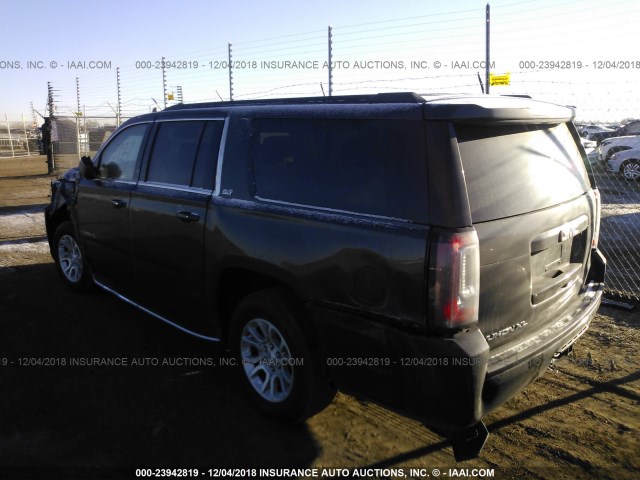 1GKS2GKC9JR158535 - 2018 GMC YUKON XL K1500 SLT GRAY photo 3