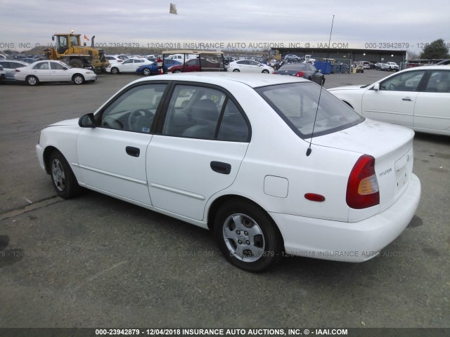 KMHCG45C32U314316 - 2002 HYUNDAI ACCENT GL WHITE photo 3