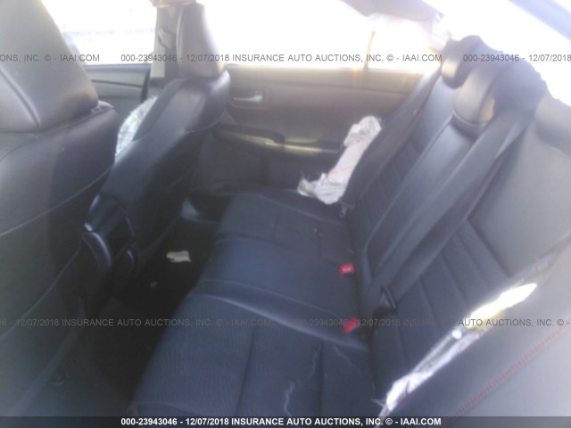 4T1BF1FKXGU121395 - 2016 TOYOTA CAMRY LE/XLE/SE/XSE SILVER photo 8