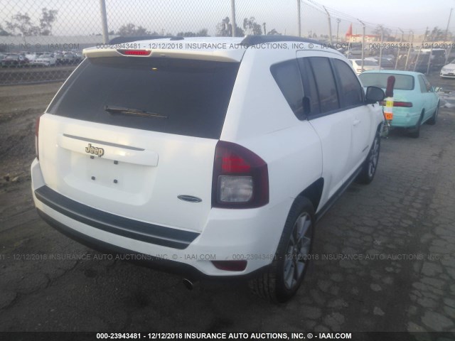 1C4NJCBA0HD157056 - 2017 JEEP COMPASS SPORT WHITE photo 4