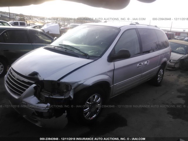 2C4GP64L85R247264 - 2005 CHRYSLER TOWN & COUNTRY LIMITED SILVER photo 2