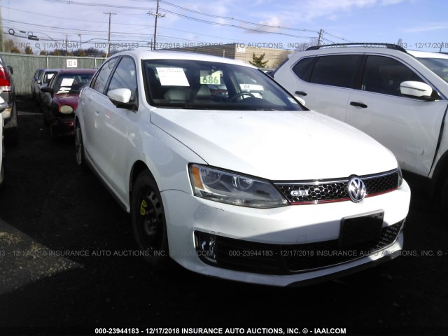 3VW4T7AJ6FM334089 - 2015 VOLKSWAGEN JETTA GLI WHITE photo 1