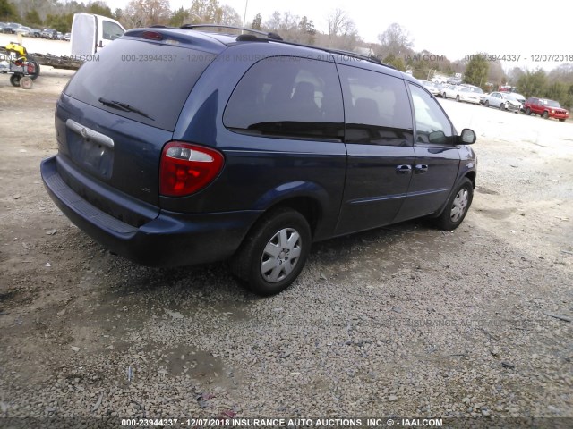 2C4GP44343R105642 - 2003 CHRYSLER TOWN & COUNTRY LX Dark Blue photo 4