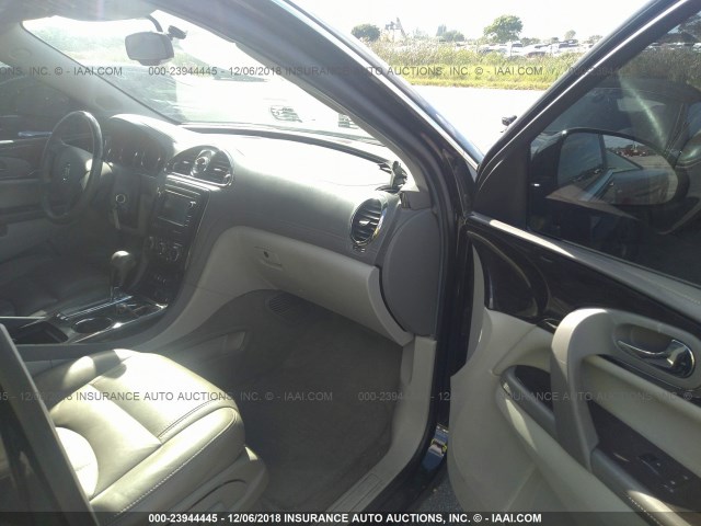 5GAKRAKD4GJ122631 - 2016 BUICK ENCLAVE BLACK photo 5