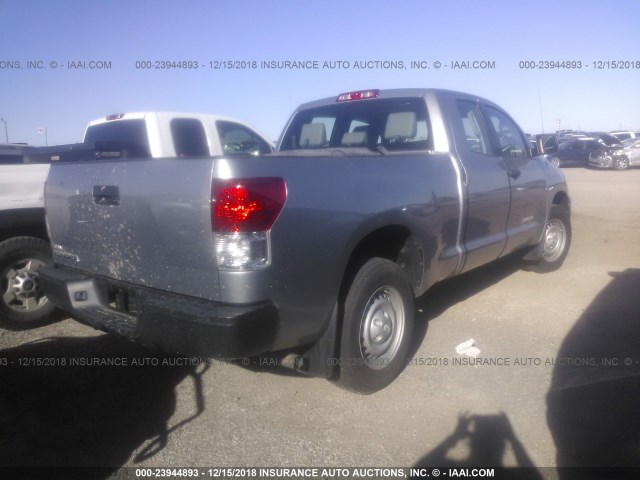 5TFRU5F16AX021792 - 2010 TOYOTA TUNDRA DOUBLE CAB SR5 SILVER photo 4