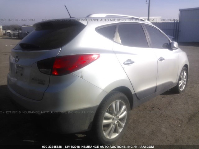 KM8JU3AC3AU012815 - 2010 HYUNDAI TUCSON GLS/LIMITED 银色 照片 4