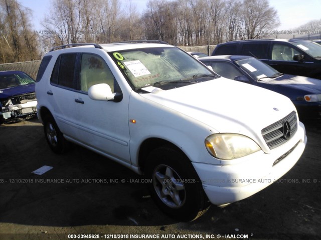 4JGAB54E81A244813 - 2001 MERCEDES-BENZ ML 320 WHITE photo 1