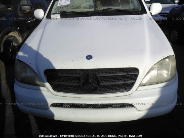 4JGAB54E81A244813 - 2001 MERCEDES-BENZ ML 320 WHITE photo 10