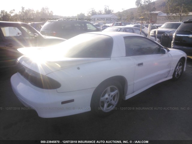 2G2FV22P8S2204990 - 1995 PONTIAC FIREBIRD FORMULA/TRANS AM WHITE photo 4