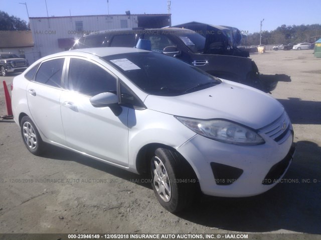 3FADP4AJ3CM186524 - 2012 FORD FIESTA S WHITE photo 1