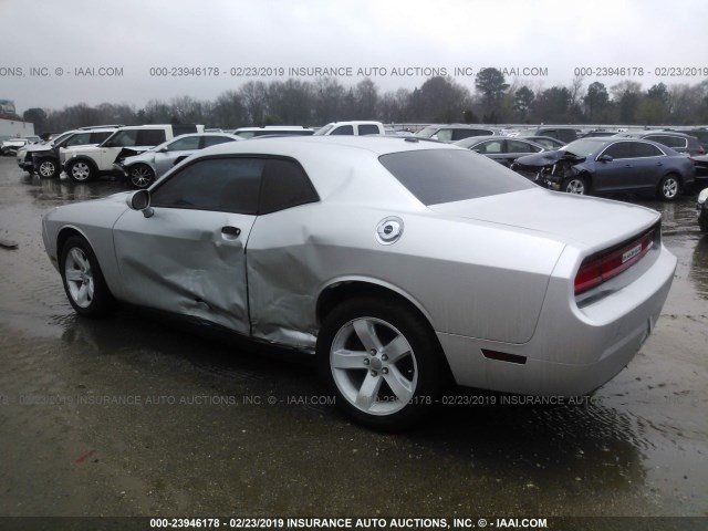 2C3CDYAG2CH235113 - 2012 DODGE CHALLENGER SXT SILVER photo 3