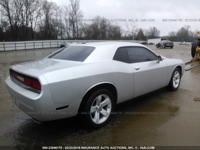 2C3CDYAG2CH235113 - 2012 DODGE CHALLENGER SXT SILVER photo 4