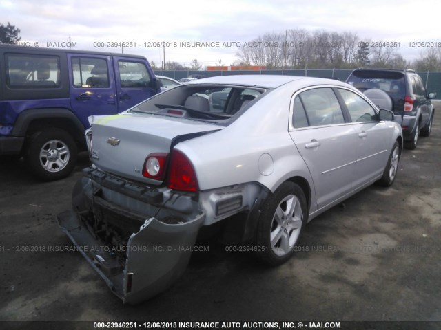 1G1ZG57B89F105606 - 2009 CHEVROLET MALIBU LS 银色 照片 4