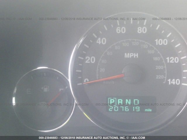 1J8HG48K37C661969 - 2007 JEEP COMMANDER Gümüş foto 7