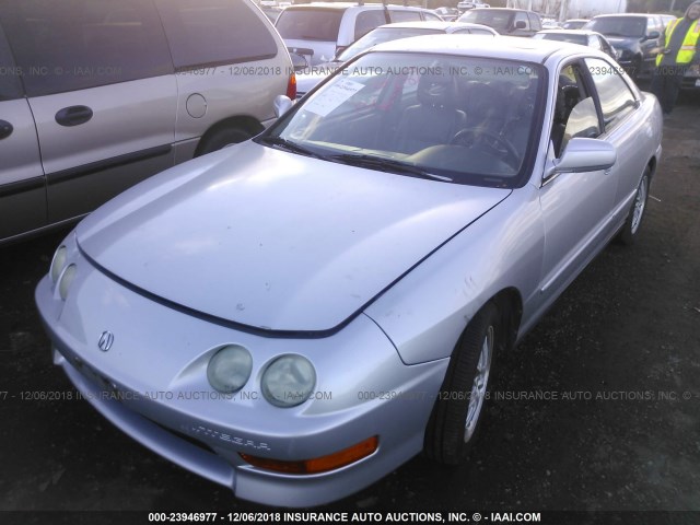 JH4DB7669YS002165 - 2000 ACURA INTEGRA GS SILVER photo 2