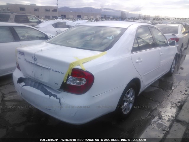 4T1BF30K14U078369 - 2004 TOYOTA CAMRY LE/XLE/SE WHITE photo 4