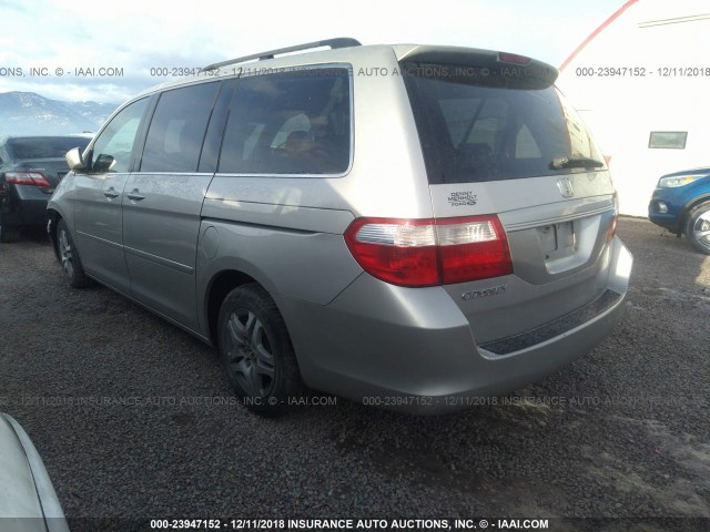 5FNRL38756B433339 - 2006 HONDA ODYSSEY EXL SILVER photo 3