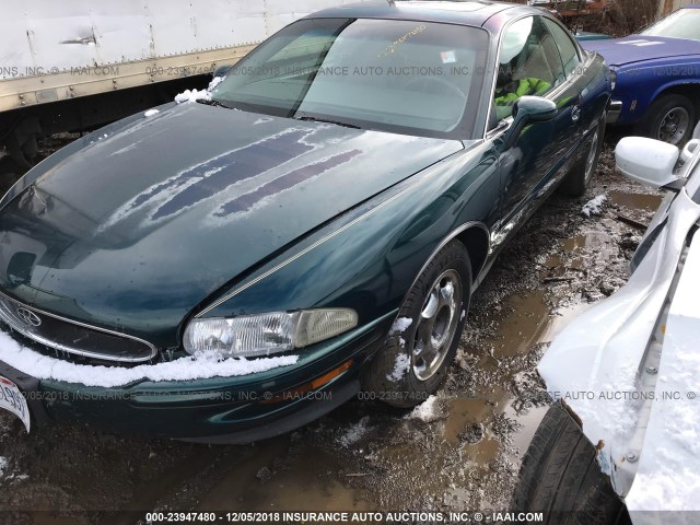 1G4GD2212W4705061 - 1998 BUICK RIVIERA GREEN photo 2