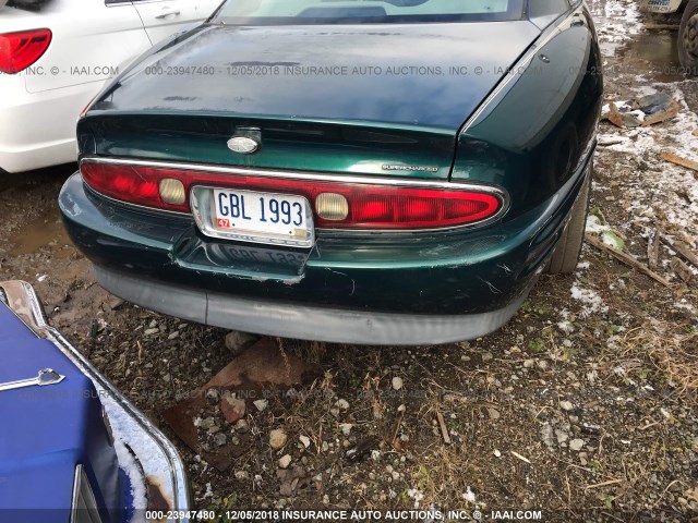 1G4GD2212W4705061 - 1998 BUICK RIVIERA GREEN photo 6