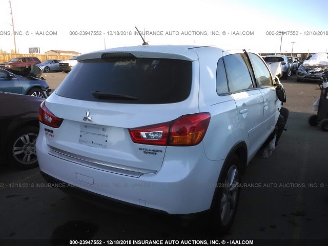 4A4AP3AU6FE023001 - 2015 MITSUBISHI OUTLANDER SPORT ES WHITE photo 4