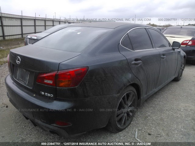 JTHBK262X62003765 - 2006 LEXUS IS 250 GRAY photo 4