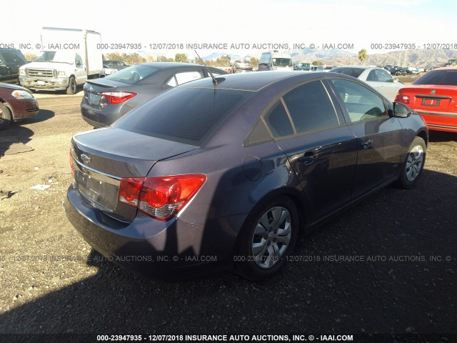 1G1PA5SGXE7440740 - 2014 CHEVROLET CRUZE LS GRAY photo 4