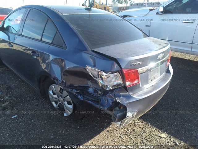 1G1PA5SGXE7440740 - 2014 CHEVROLET CRUZE LS GRAY photo 6