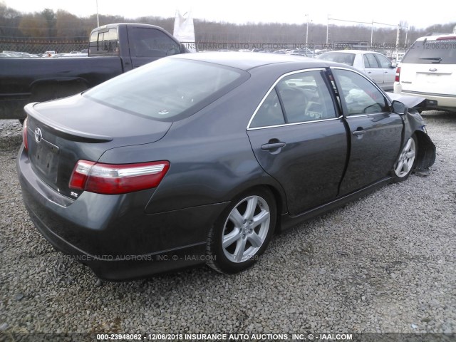 4T1BE46K29U824657 - 2009 TOYOTA CAMRY SE/LE/XLE 灰色 照片 4
