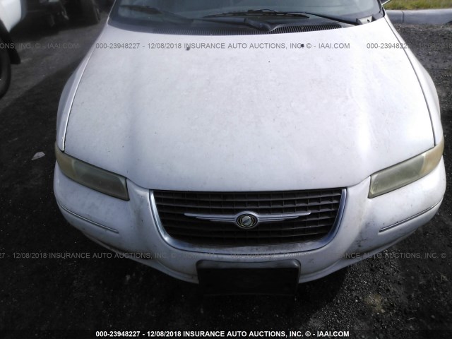 1C3EJ56H1YN172411 - 2000 CHRYSLER CIRRUS LXI WHITE photo 6