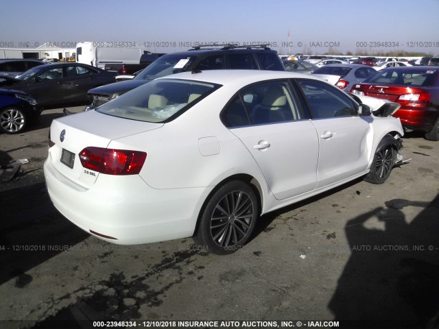 3VWLP7AJXCM367057 - 2012 VOLKSWAGEN JETTA SEL WHITE photo 4