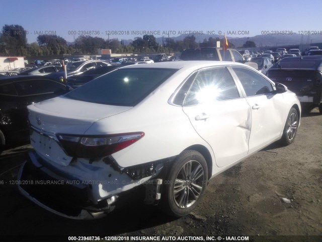 4T1BF1FK7GU238755 - 2016 TOYOTA CAMRY LE/XLE/SE/XSE WHITE photo 4