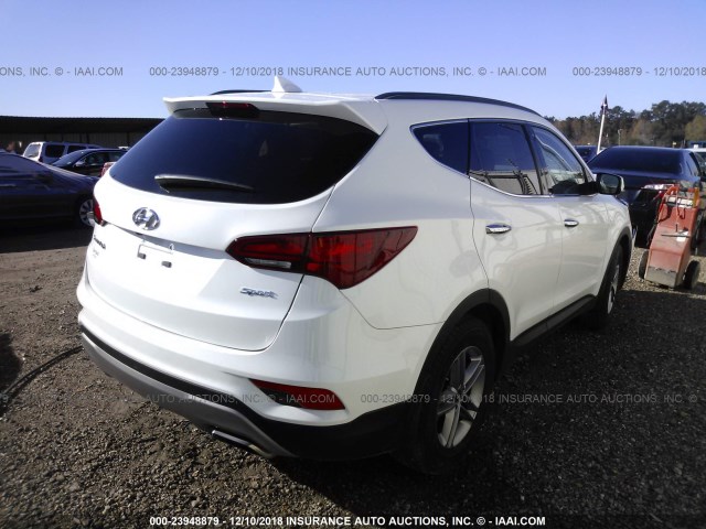 5NMZU3LB2HH040988 - 2017 HYUNDAI SANTA FE SPORT  WHITE photo 4