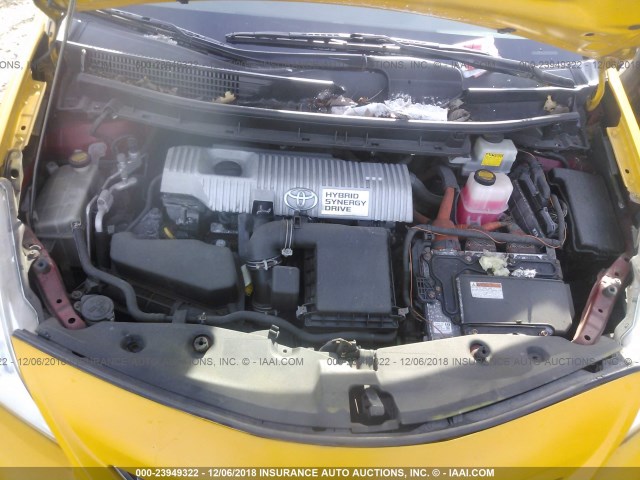 JTDZN3EU1D3239793 - 2013 TOYOTA PRIUS V YELLOW photo 10