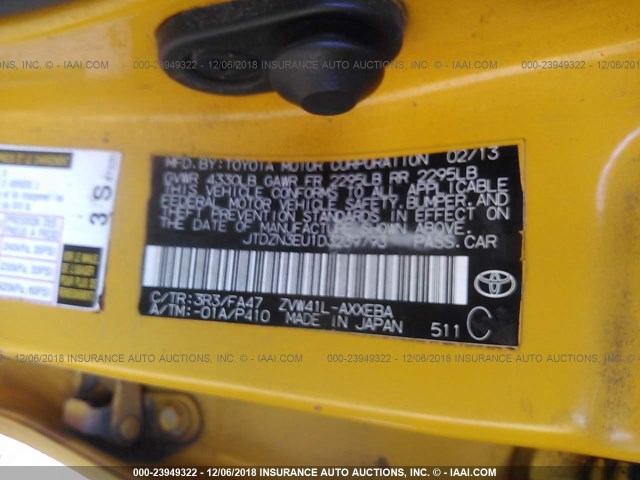 JTDZN3EU1D3239793 - 2013 TOYOTA PRIUS V YELLOW photo 9