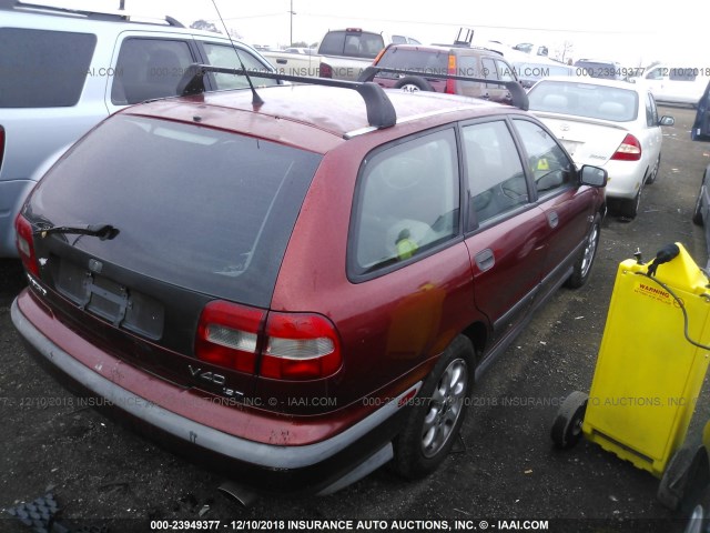 YV1VW2554YF515431 - 2000 VOLVO V40 RED photo 4