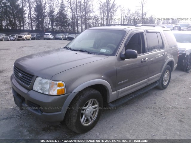 1FMZU73K62UD20531 - 2002 FORD EXPLORER XLT BROWN photo 2